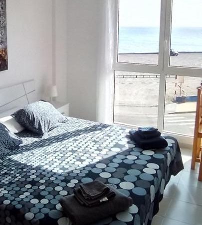 Un dormitorio frente playa El Medano Exterior foto