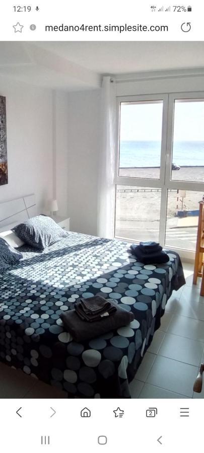 Un dormitorio frente playa El Medano Exterior foto